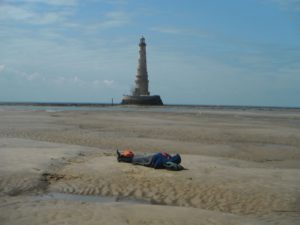 sieste devant le phare cordouan